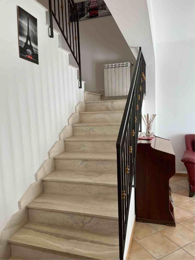 Villa Rosy'S House à Patti Extérieur photo